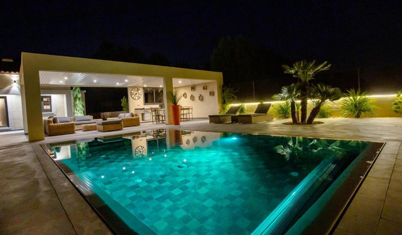Villa Palma&Spa LʼIsle-sur-la-Sorgue Esterno foto